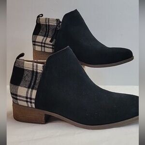 Toms Delia Women’s 6.5 Black Suede‎ Ankle Plaid Olaidc Boots White/Black Plaid.